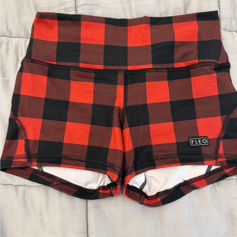 Fleo Small Apex 3.25” Red and Black Athletic Shorts Buffalo Plaid